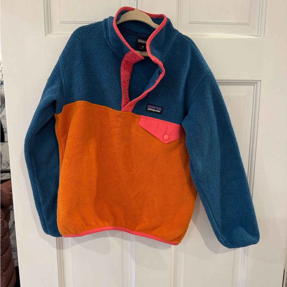 Patagonia XS 5/6 Synchilla Blue Fleece with Pink Trim